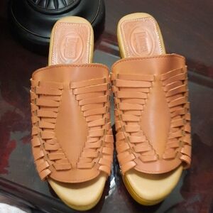 Dingo Tan Woven Leather Mules